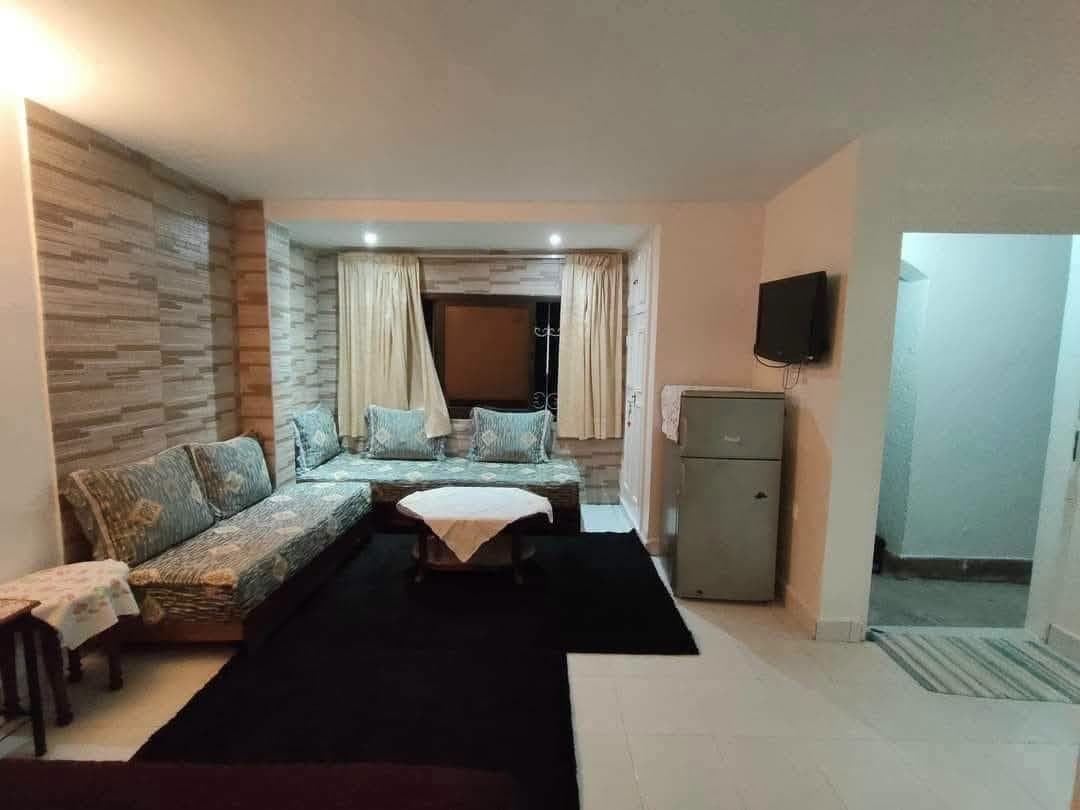 Furnished studio for rent, Girls only, CIL, CFC, 4000 Dh