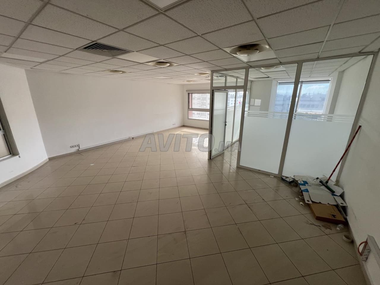 Kantoor van 104 m² met airconditioning te huur Centre-ville