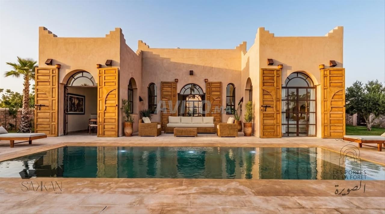Villen mit 3 und 4 Schlafzimmern, Pool. Im Bau