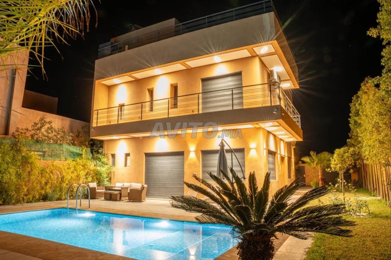 Splendide villa 4 ch par mois