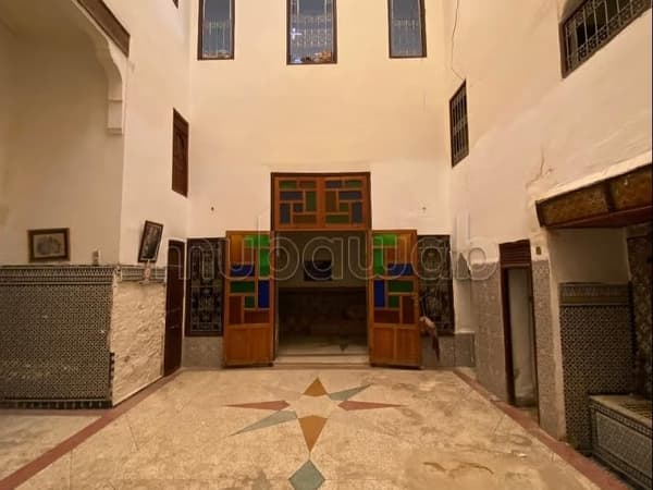 Riad Titré avec 8 grandes chambres