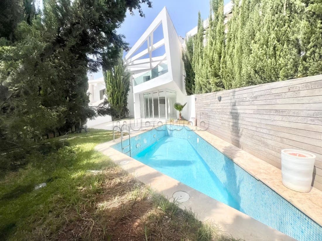 Exclusive Villa for sale – Prestigia Golf City