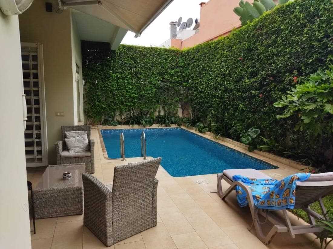 Gemeubileerde villa te huur