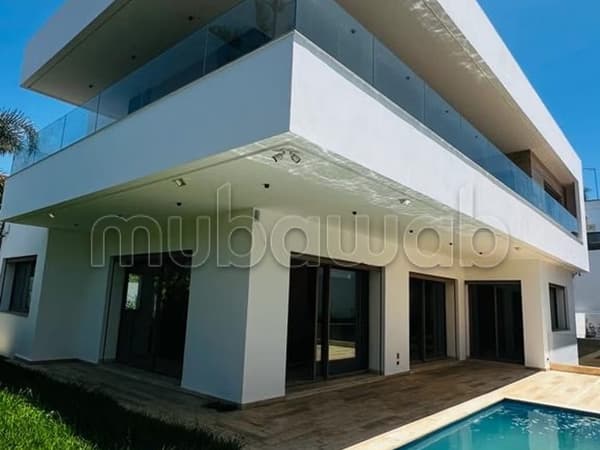 À louer – Villa vide avec piscine à Hay Riad – Rabat