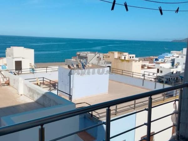 Gemeubileerd appartement met onbelemmerd zeezicht in Oued Laou