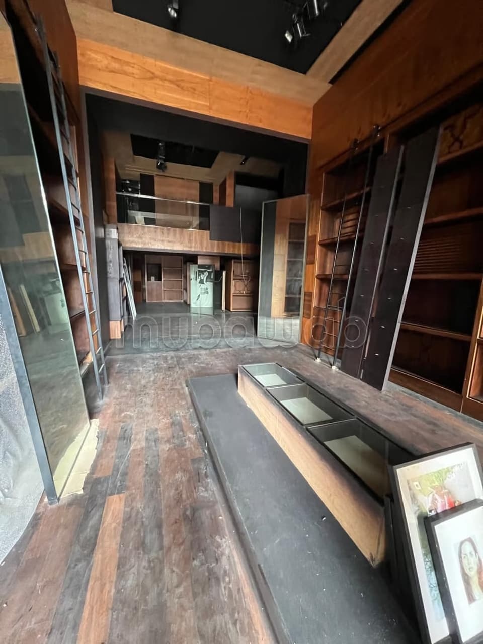 A louer local commercial 256M² BD Massira