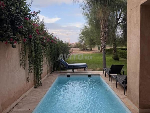 Magnifica villa a Prestigia Jawara