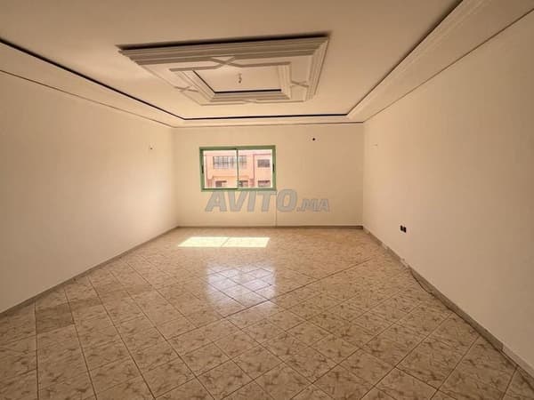 شقة للكراء شهريا بشارع عبد الكريم الخطابي