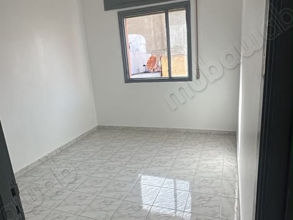 Leere Wohnung zur Miete in Tanja Balia