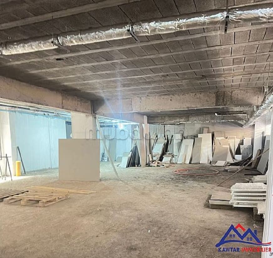 صالة رياضية واسعة