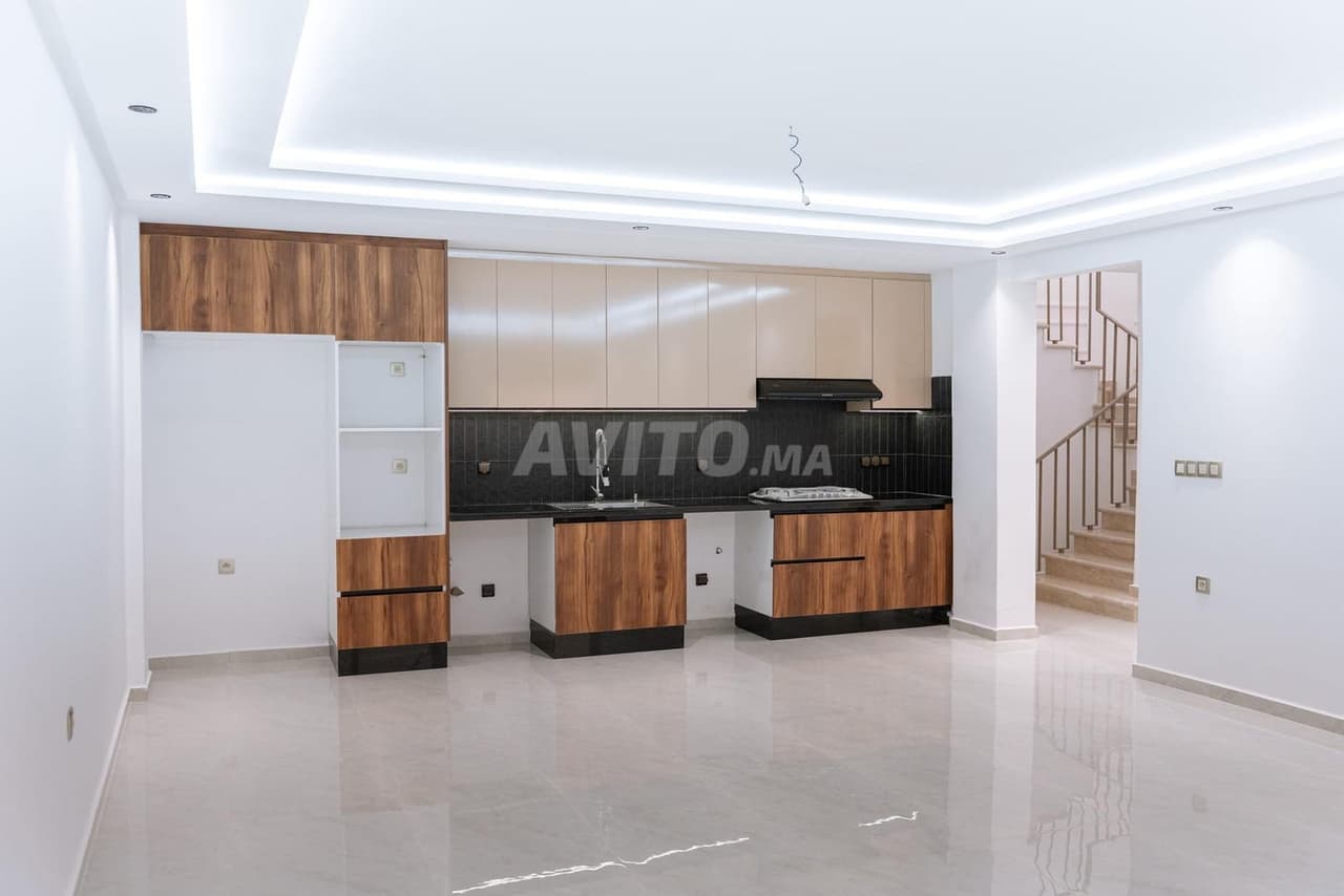 VILLA LUXE À VENDRE RIYAD ESSALAM À CÔTÉ MOSQUÉE
