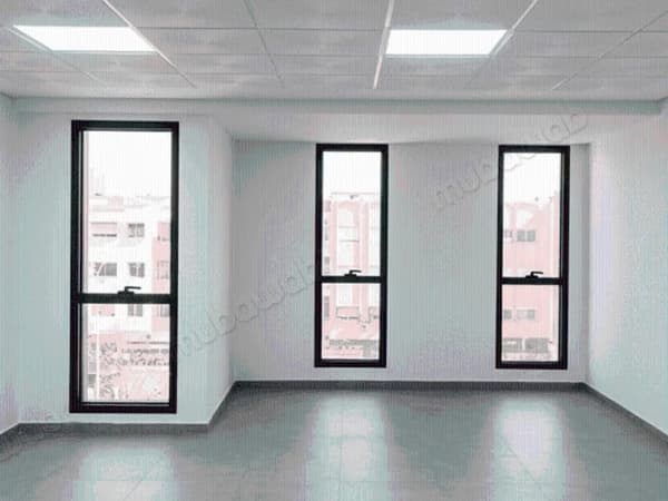 Bureau à Louer de 59.0 m² à Dar Bouazza, Errahma