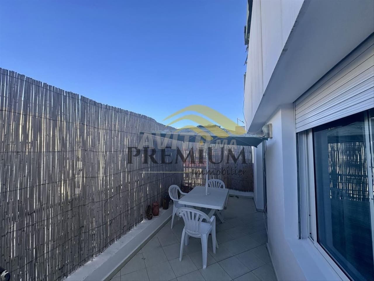 GEMEUBILEERD APPARTEMENT MET TERRAS