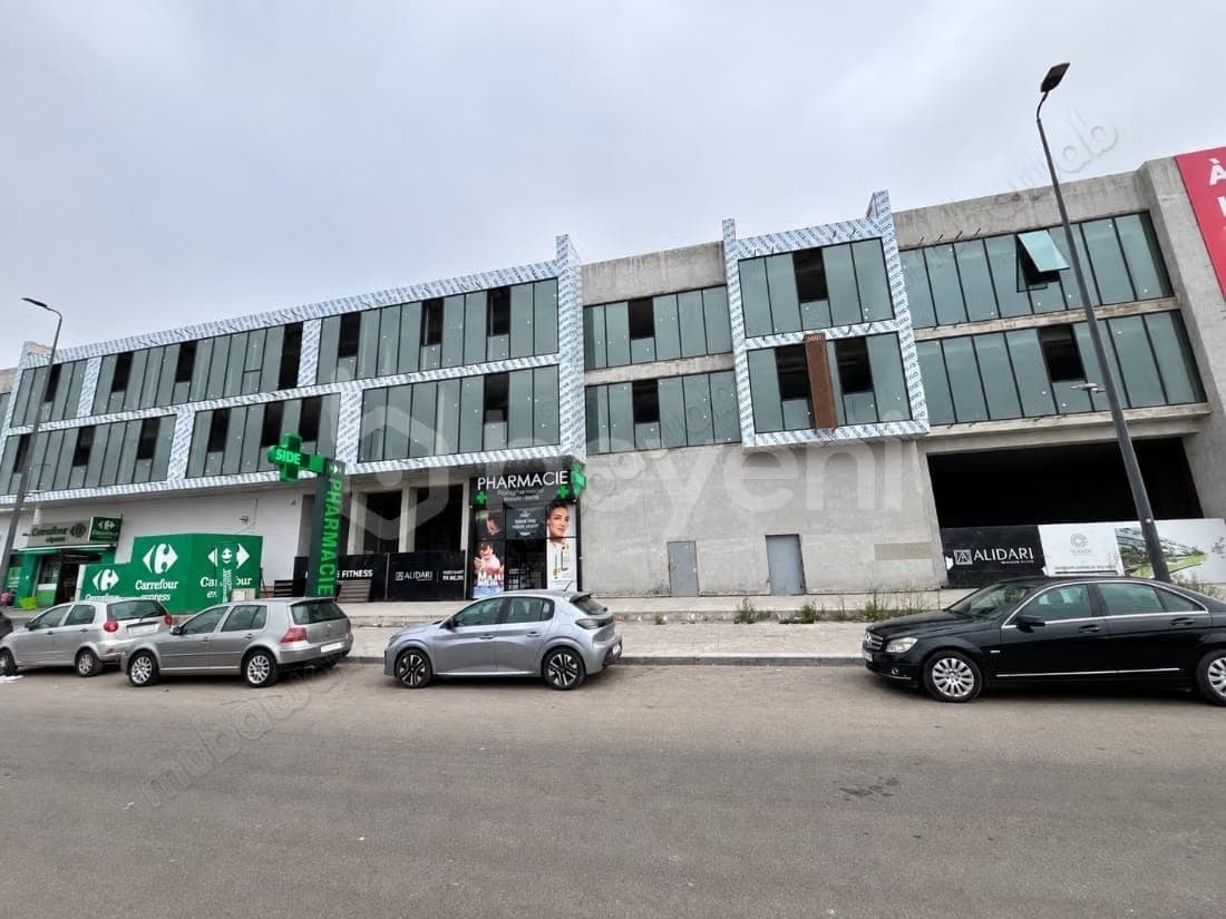 Complexe Sportif à Louer à Dar Bouazza