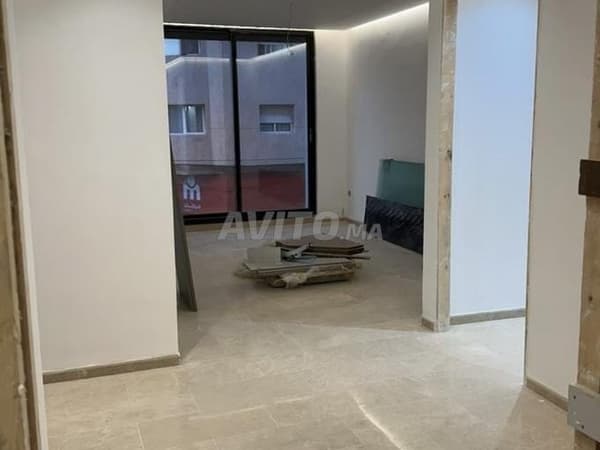 شقة من غرفتين بمساحة 73 م² في FRANCEVILLE 2