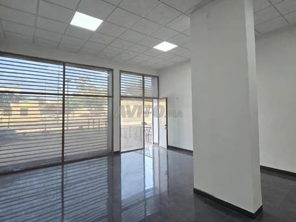 Magasin location ou vente début de centre Agadir