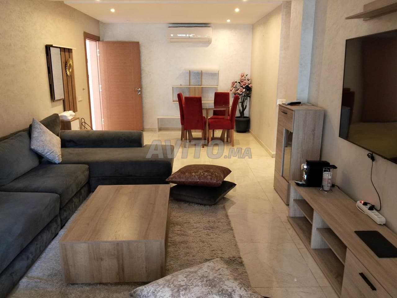 FURNISHED APARTMENT, SWIMMING POOL