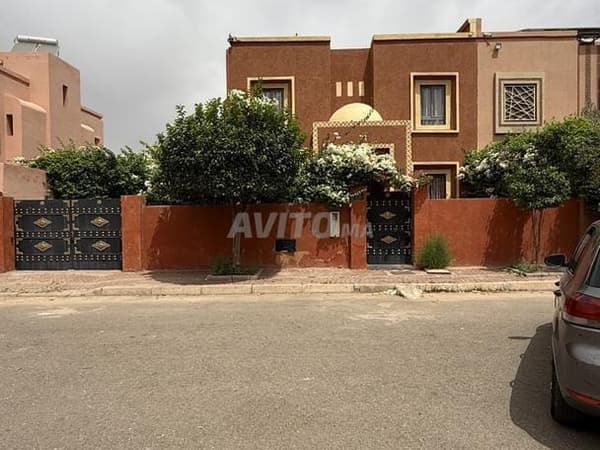 Villa à vendre meublée 375 m² Targa Marrakech