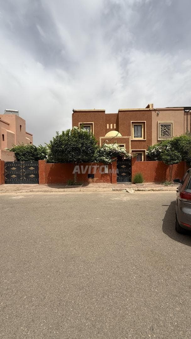 Villa te koop gemeubileerd 375 m² Targa Marrakech