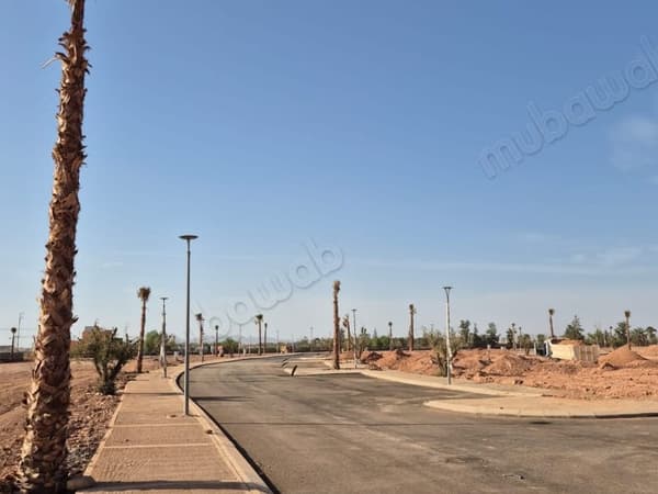 Atlas golf resort, à 6km route de Fès, magnifique terrain viabilisé plein sud