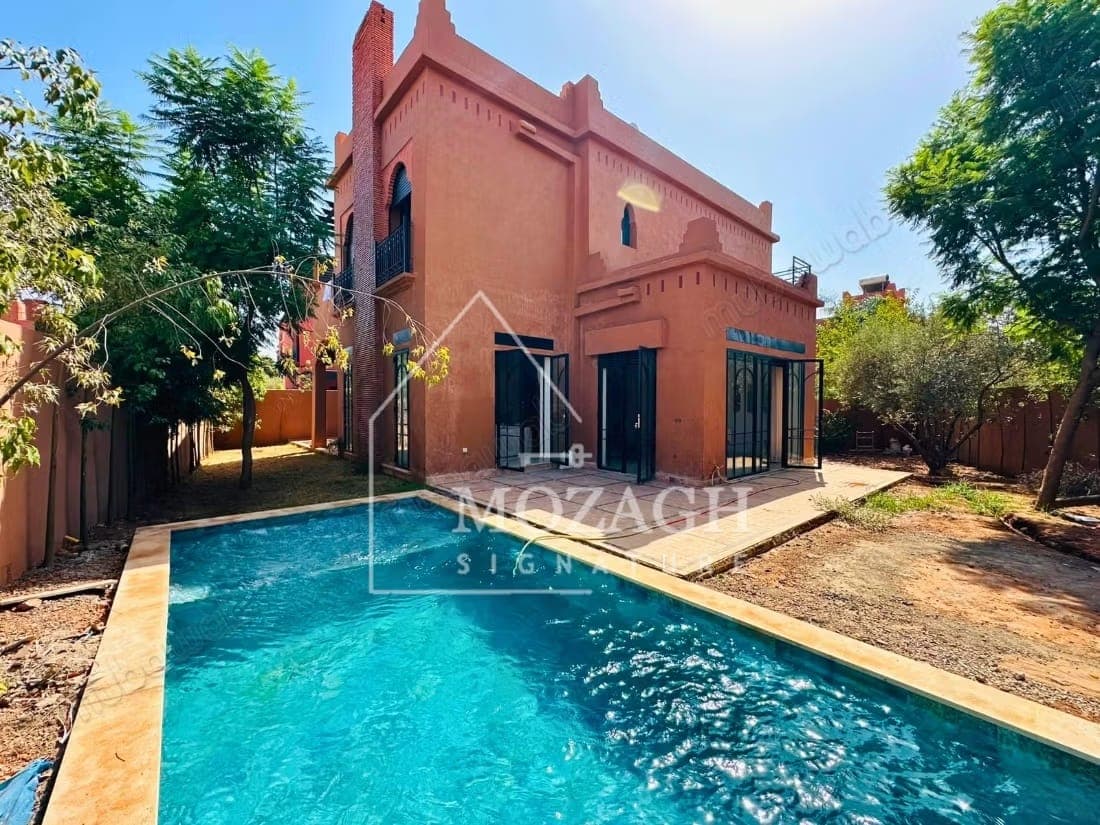 Prachtige villa met 4 suites en privézwembad