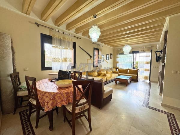 L’élégance D’un Appartement En Rez-De-Jardin