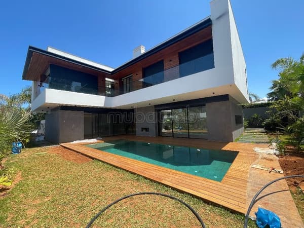 Location villa de haut standing à Souissi