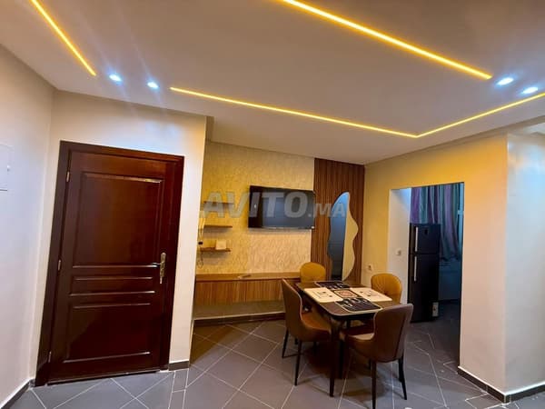 Nouvel appartement à louer mensuellement avec de nouveaux meubles