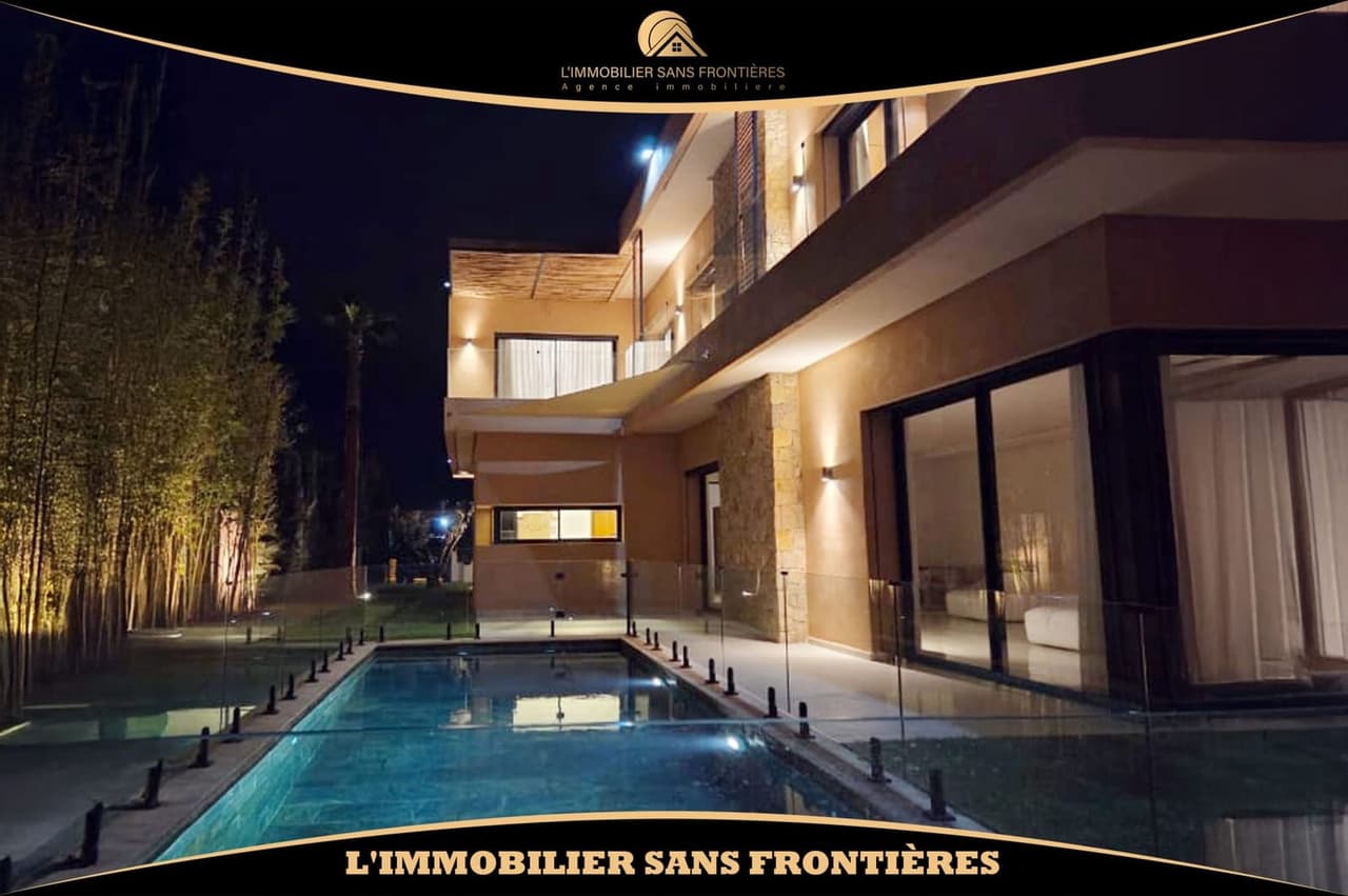 Villa titrée à vendre à Golf Argan, 479 m², Marrakech
