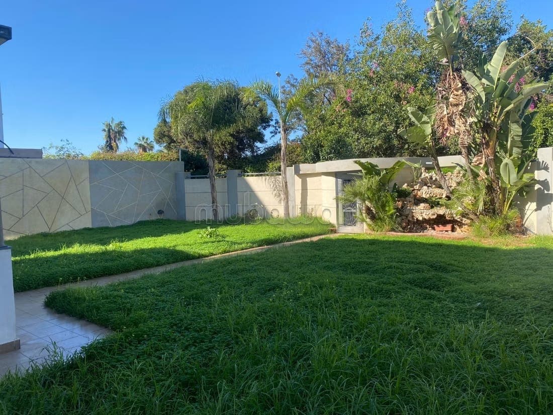 Commercial villa for sale in Californie Panoramique
