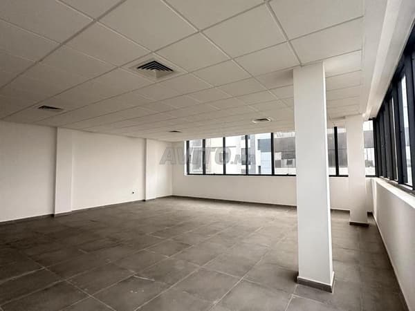 Plateaux Bureaux 72m Pour Médecin