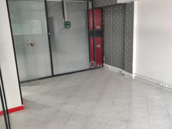Plateau grand hall 4p 80m2 à louer 2Mars