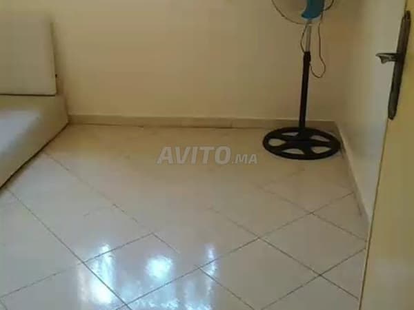 غرفة/للفتيات/آمنة جدا/ رياض ولفة