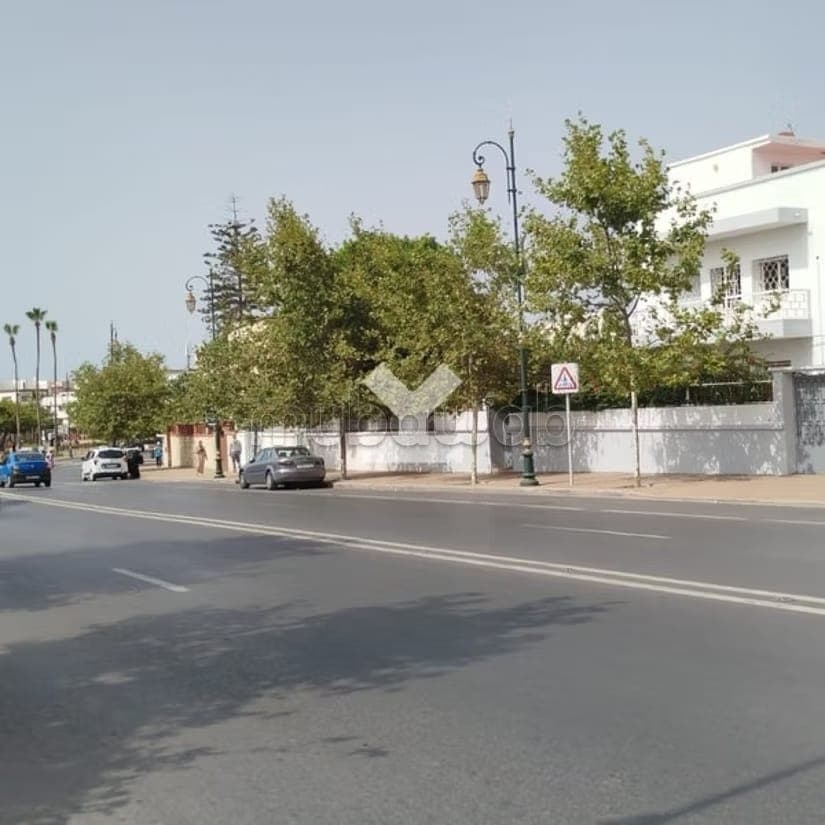 Villa te koop van 568.0 m² in Rabat, El Youssoufia