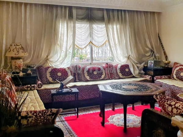 MAGNIFIQUE Appartement NON MEUBLE à louer à Bachko