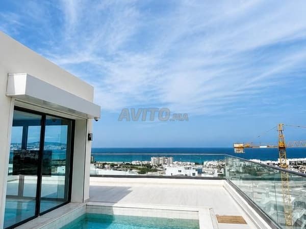PENTHOUSE, SEA VIEW AND SWIMMING POOL