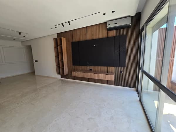 Appartement rénové 3 chambres
