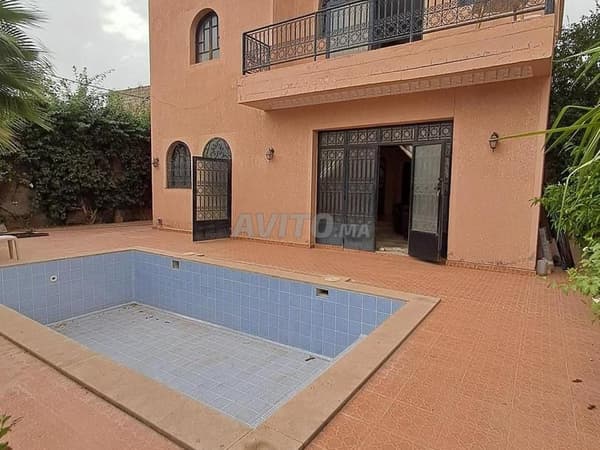 villa titulada en venta