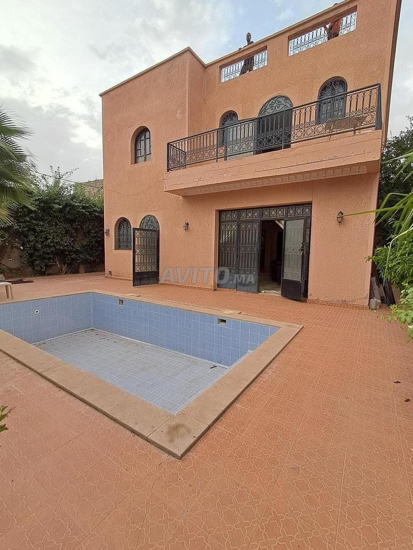 villa titulada en venta