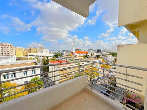 Location Bureau 62 m² WILAYA Tanger Ref: LZ863