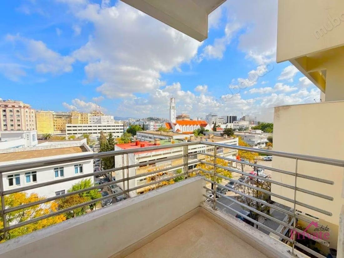 Location Bureau 62 m² WILAYA Tanger Ref: LZ863