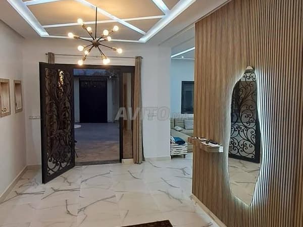 Villa con título a la venta