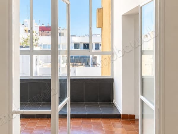 Appartement rénové vide, 3 chambres – Gauthier