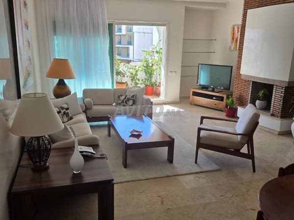 Appartement meublé à louer face école Gauthier