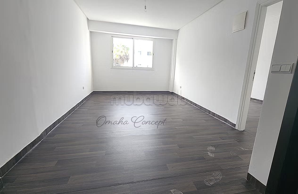 Bureau sur Boulevard 114m2 4 pièces 5è étg Maarif