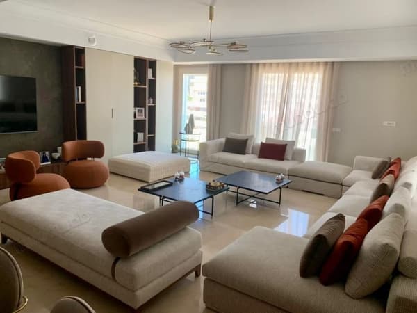Appartement meublé 3 chambres avec solarium et veranda