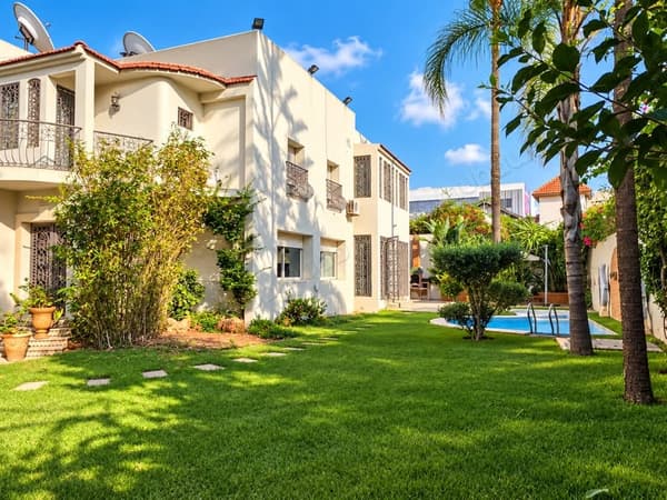 Vendre, villa de prestige 800m² à oasis
