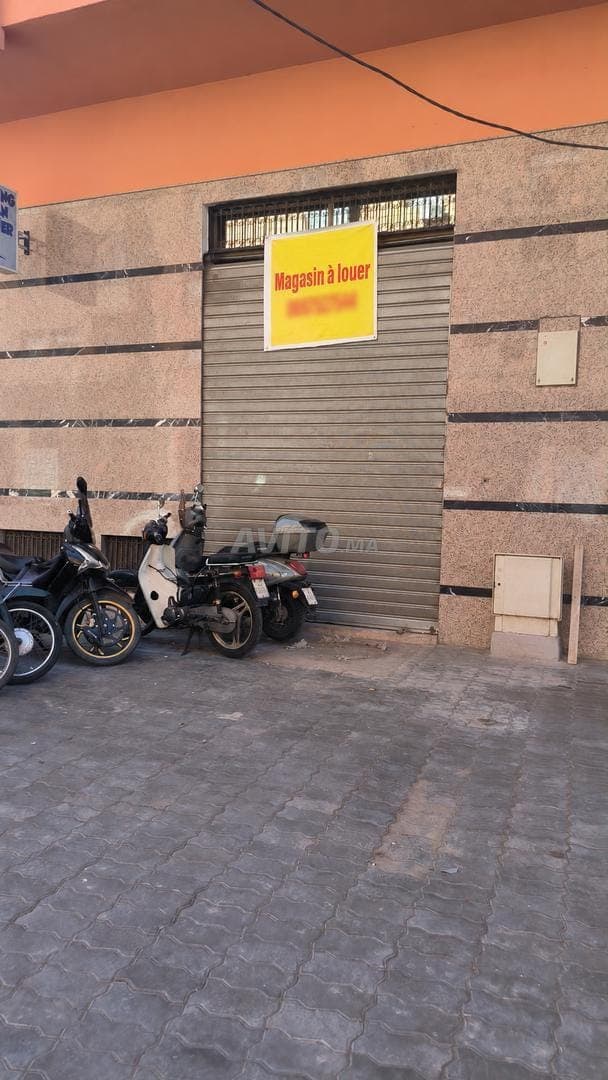 Local commercial 53 m² avec mezzanine – Majorelle