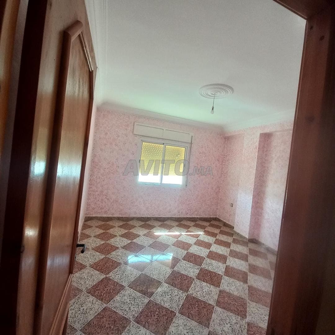 Wohnung Titre, 3 Schlafzimmer, 93 m², Aufzug, Balkon zur Straße