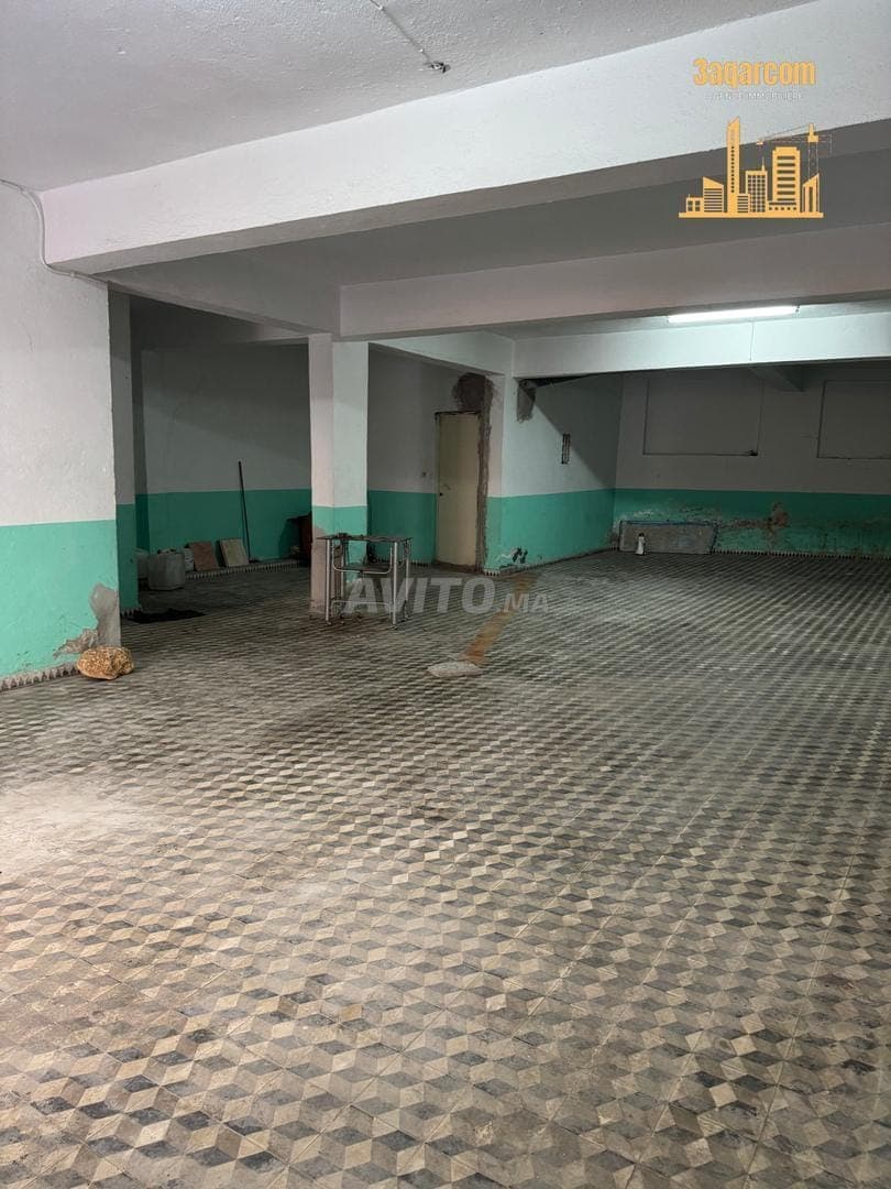 Garage 105m² en pleine propriété à vendre à Saniat Rmel, Tétouan